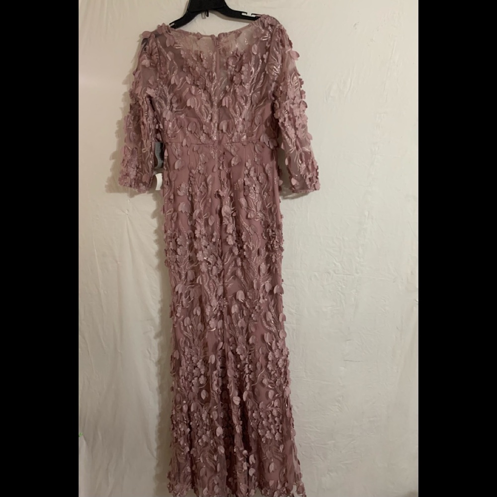 NWT Carmen Marc Valvo Infusion Deep V Beck Dress HOST PICK 🛍🛍 - Picture 6 of 10